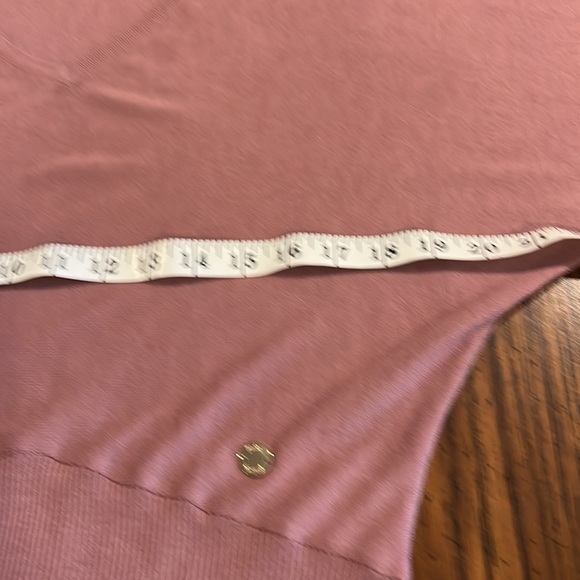 Fairly Long Sleeve Dolman V - Neck Size: 4 - Picture 9 of 9